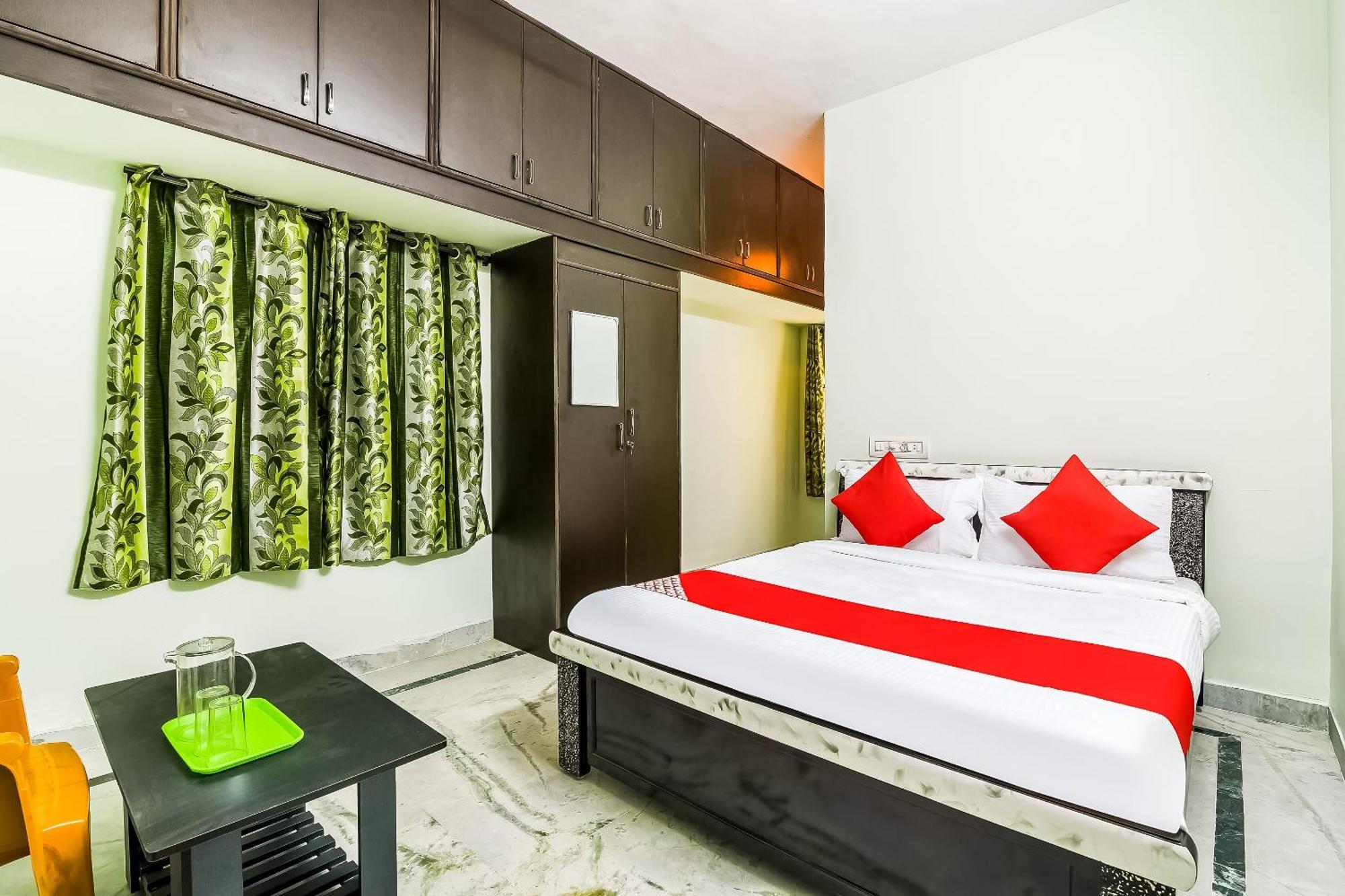 OYO 42984 Kartikeya Park View Residency Hotel Chittoor Bagian luar foto