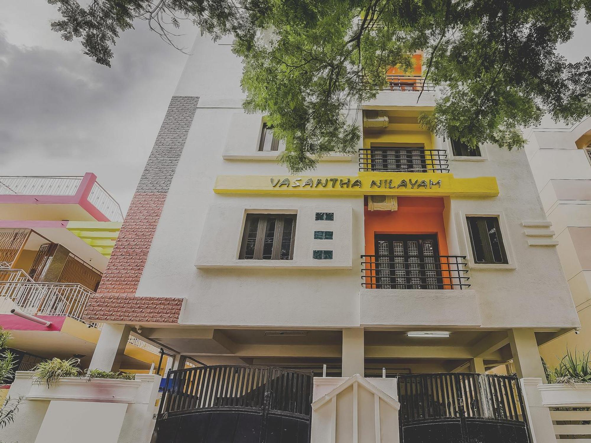 OYO 42984 Kartikeya Park View Residency Hotel Chittoor Bagian luar foto